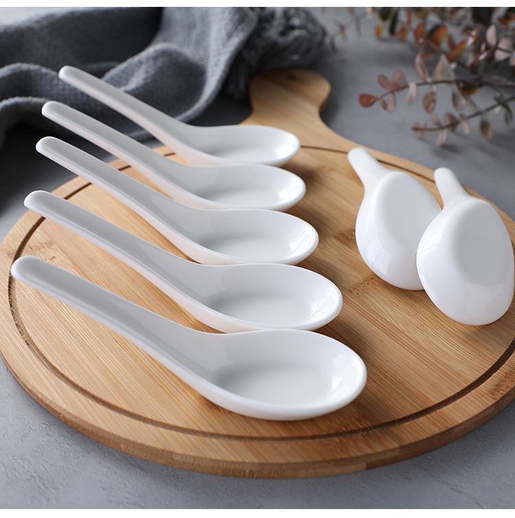 10支白骨瓷日式陶瓷勺子厨房酒店家用磨尾无孔小汤勺餐厅调羹勺