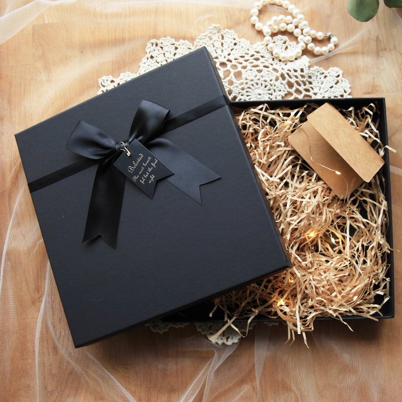 定制圣诞节日礼盒复古牛皮黑纸收纳相册本包装个性木盒送男女朋友