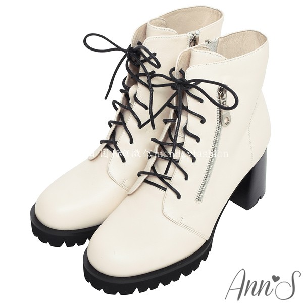 Ann’S絕美比例-真皮牛皮綁帶造型顯瘦厚底粗跟短靴-米白