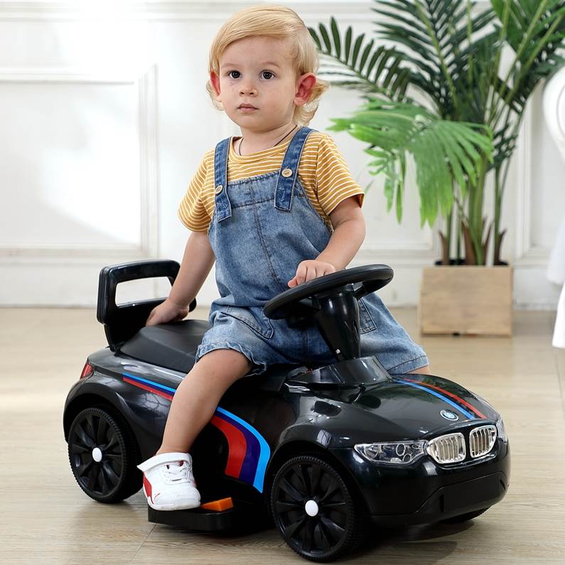 儿童电动车滑行车四轮汽车男女宝宝扭扭车小孩可坐人玩具电瓶童车