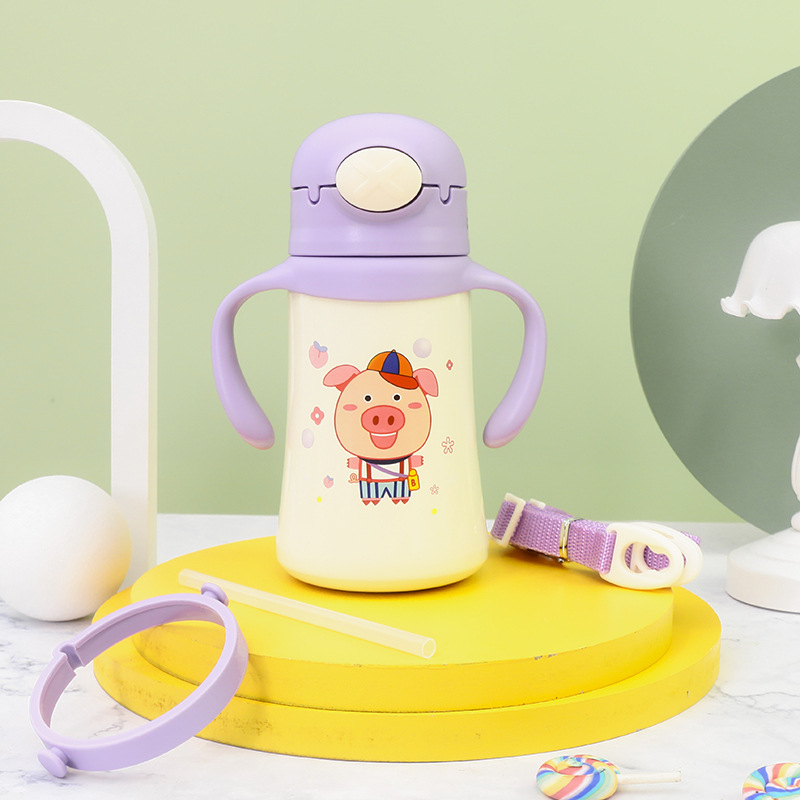 爆潮玩婴儿学饮杯宝宝吸管杯喝奶杯 便携带手柄背带水壶316保温品