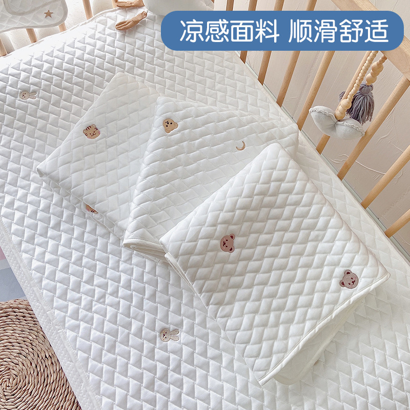 新品凉席婴儿可用透气吸汗儿童凉感冰丝软床笠幼儿园夏季宝宝床单