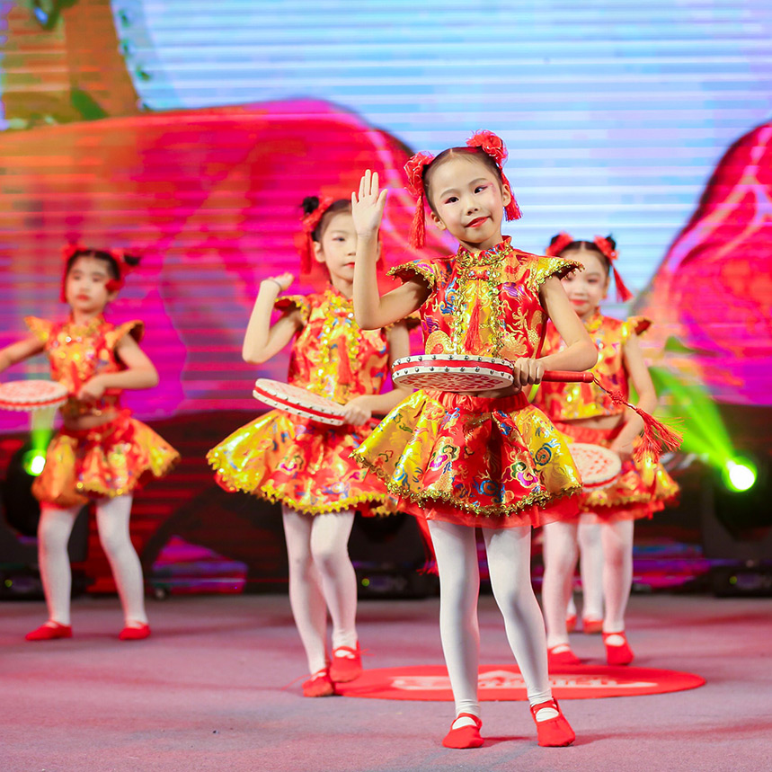 儿童喜庆舞蹈打鼓服幼儿园太平女儿鼓说唱中国红秧歌表演服装六一