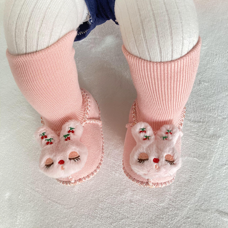 新生婴儿鞋子0-6-12个月冬季加绒加厚宝宝防掉保暖棉鞋不掉毛毛鞋