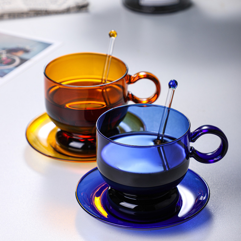 彩色玻璃杯配碟子北欧风家用个人咖啡杯带勺耐热蓝色牛奶杯早餐杯