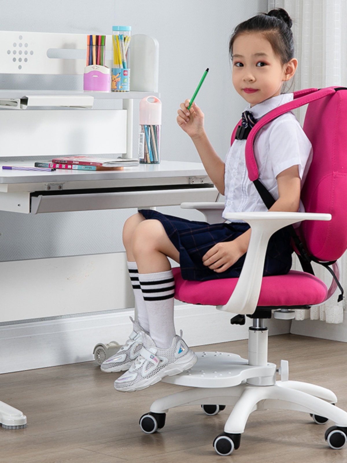 儿童学习椅子小学生坐姿矫正家用防驼背可调节升降靠背写字作业椅
