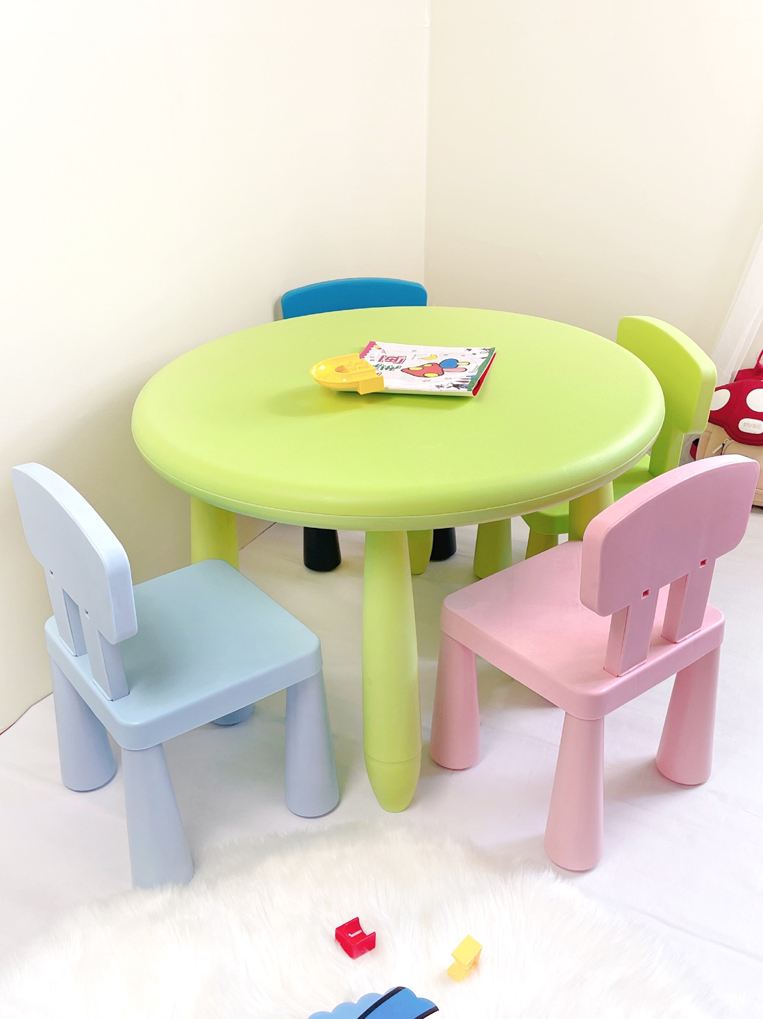 儿童学习桌学生写字书桌幼儿园桌椅桌子塑料桌椅宝宝吃饭桌椅加厚