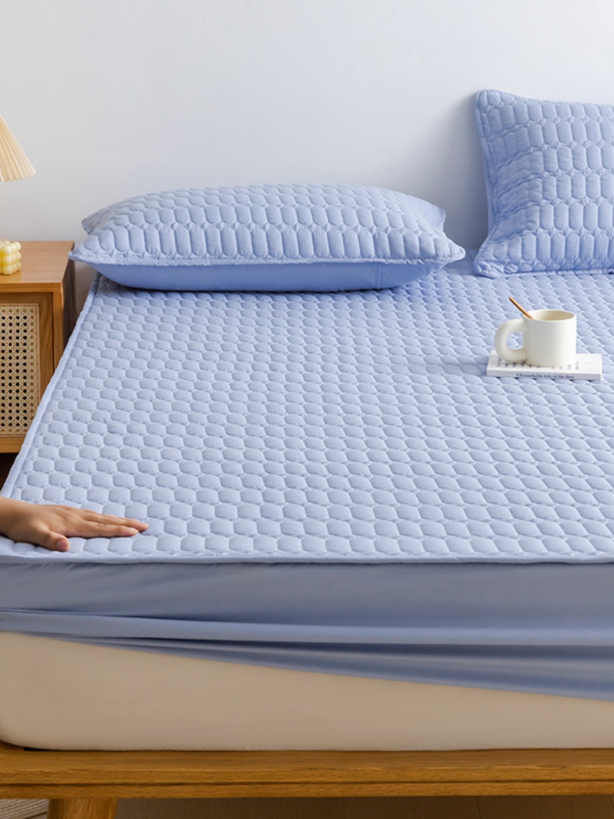 防水隔脏床笠2023新款防尘儿童隔尿床垫防滑保护罩透气可机洗床罩