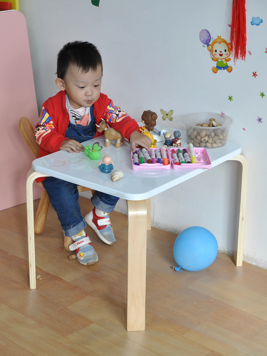 家用幼儿学习桌男孩女孩现代组合桌椅儿童课桌可升降小宝宝靠背椅