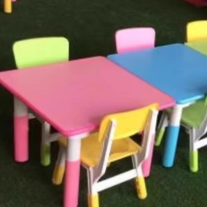 15年幼儿园儿童桌椅产品厂家直销