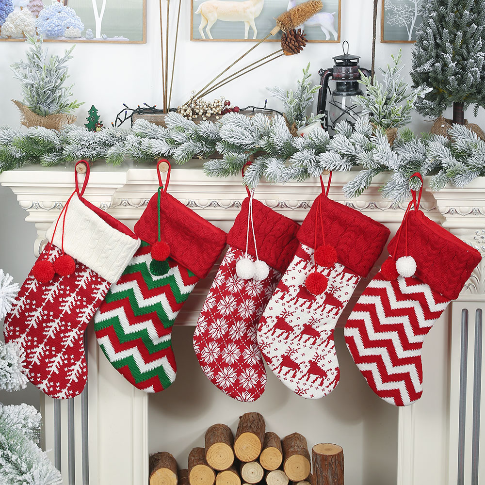 圣诞袜礼物袋圣诞节日儿童糖果礼品袋红白条纹针织袜子圣诞树挂件