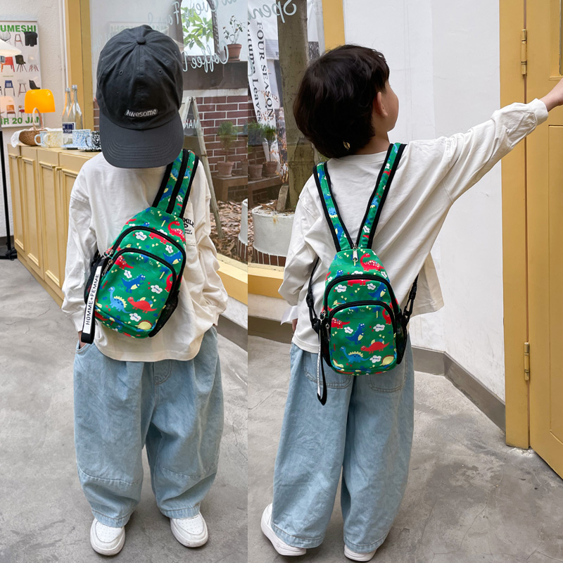 推荐男童时尚恐龙小背包小童儿童双肩小包包多功能两用小胸包轻巧