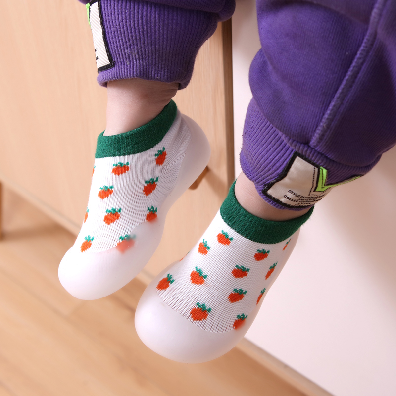 宝宝学步鞋软底防滑儿童地板鞋室内婴儿袜鞋一脚蹬幼儿春秋季一岁
