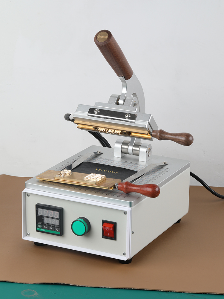 小型手动皮革烫金机器烫印机铜字LOGO商标打标压唛压印机手工皮具