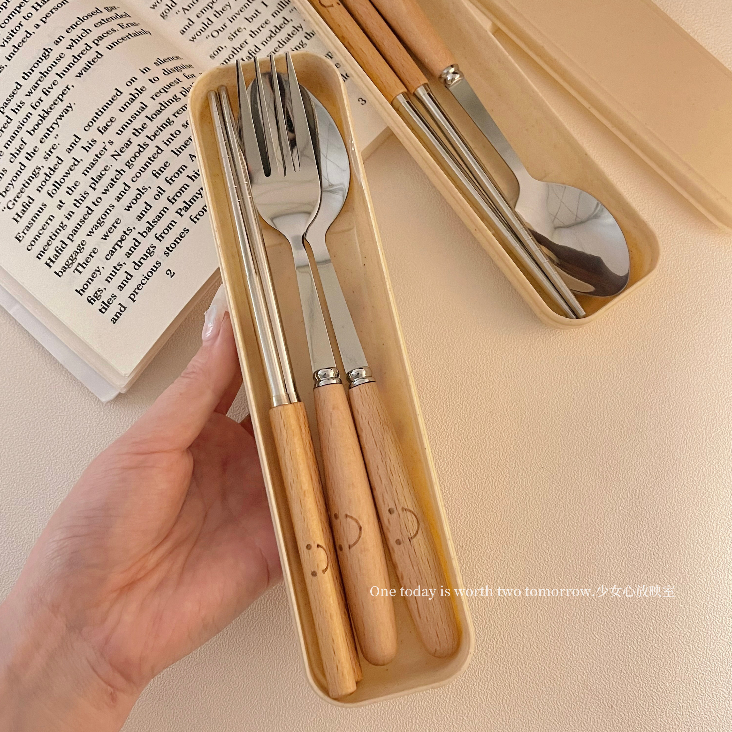 可爱笑脸筷子勺子叉子餐具套装木柄不锈钢三件套学生儿童成人便携