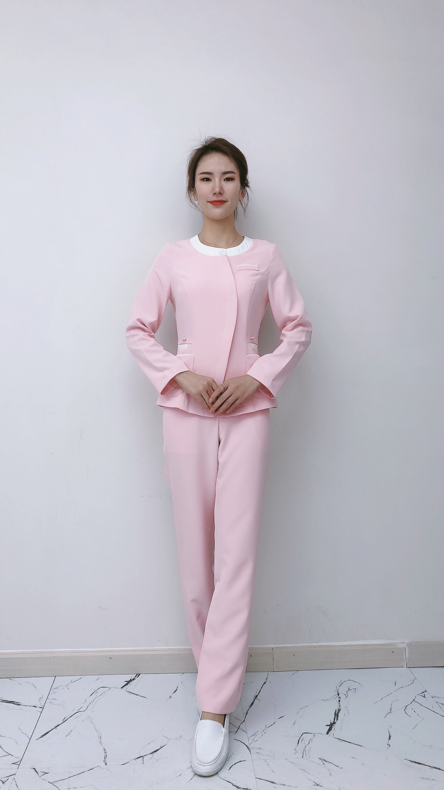 高档韩式新款母婴月子中心护理师工作服长袖套装整形医院护士服美