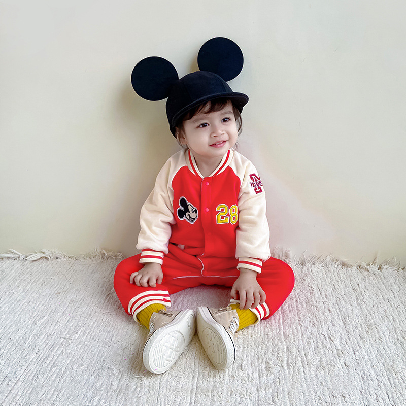 迪士尼官方授权婴儿连体衣秋冬季男宝宝米奇红色棒球服款婴儿衣服