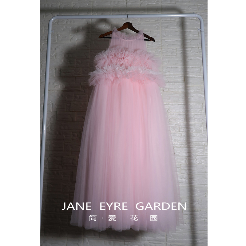 简爱花园◆高级感粉色立体花朵挂脖连衣裙法式轻婚纱礼服JA265