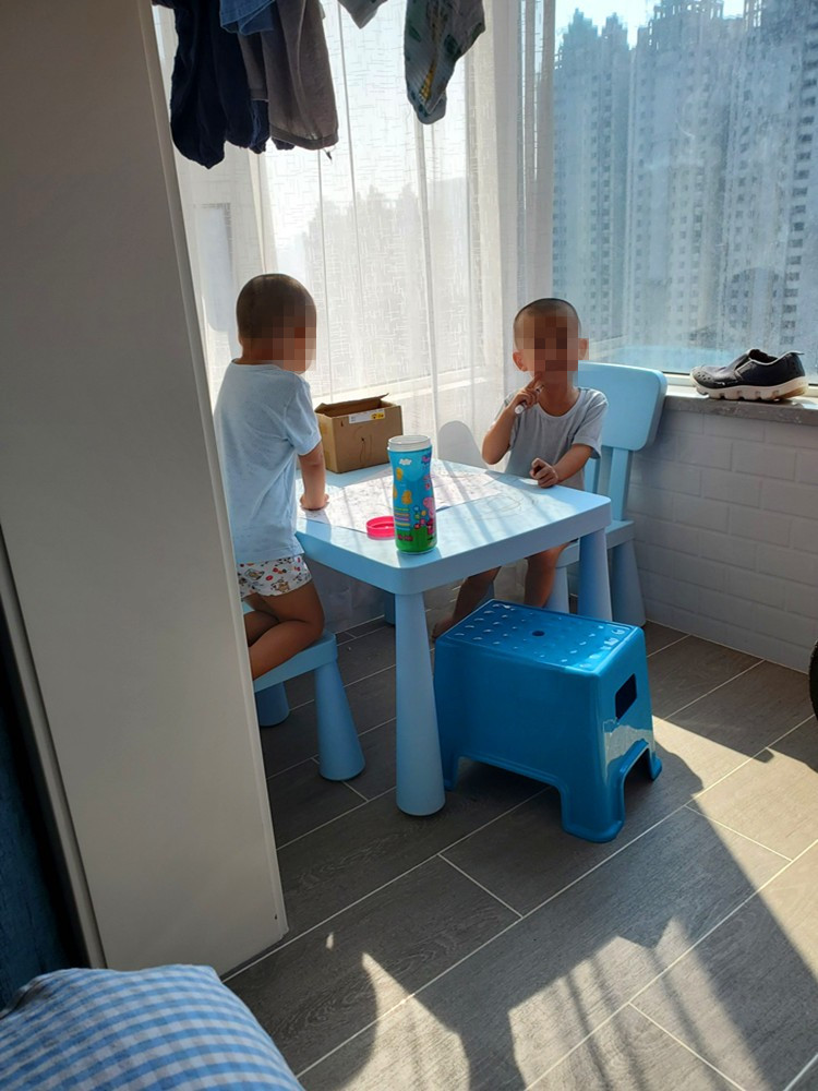 玛莫特儿童桌子可升降塑料学习桌幼儿园小书桌宝宝桌椅婴儿游戏桌
