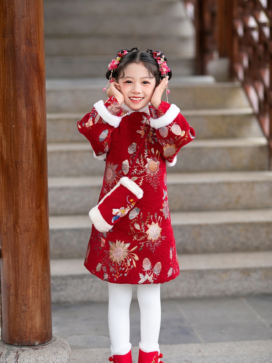 过庆年加绒演出汉服女童唐装喜袍新款拜年冬装裙子儿童服国风