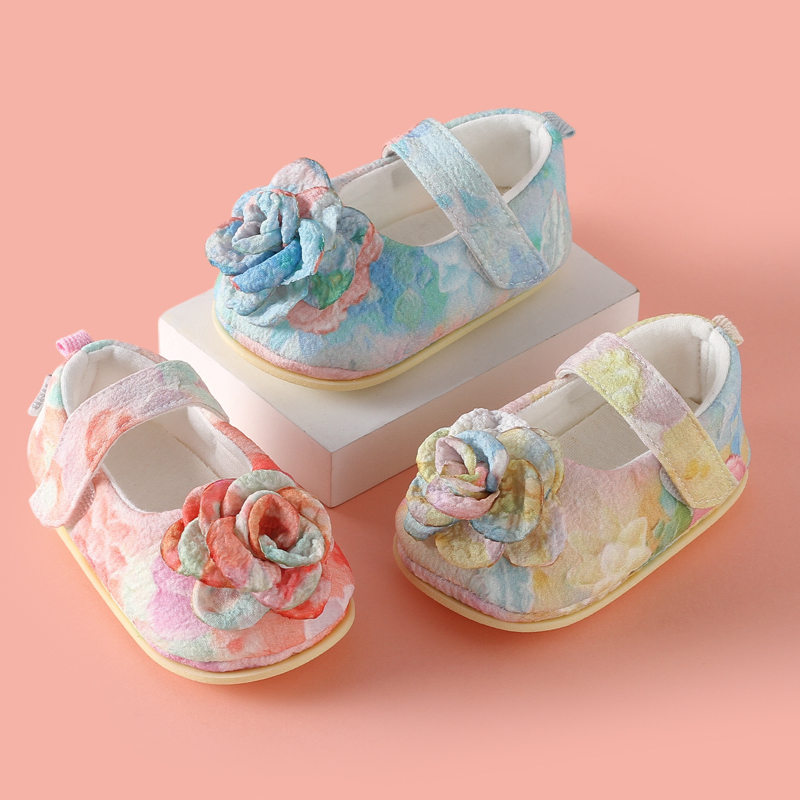 婴儿春秋软底鞋0-1岁女宝宝防滑小公主学步鞋子新生儿夏季地板鞋