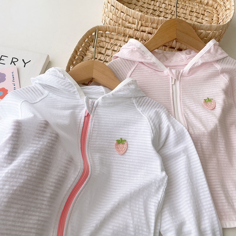 夏季女童草莓连帽防晒衣棉质薄款宝宝空调服透气婴儿拉链外套上衣