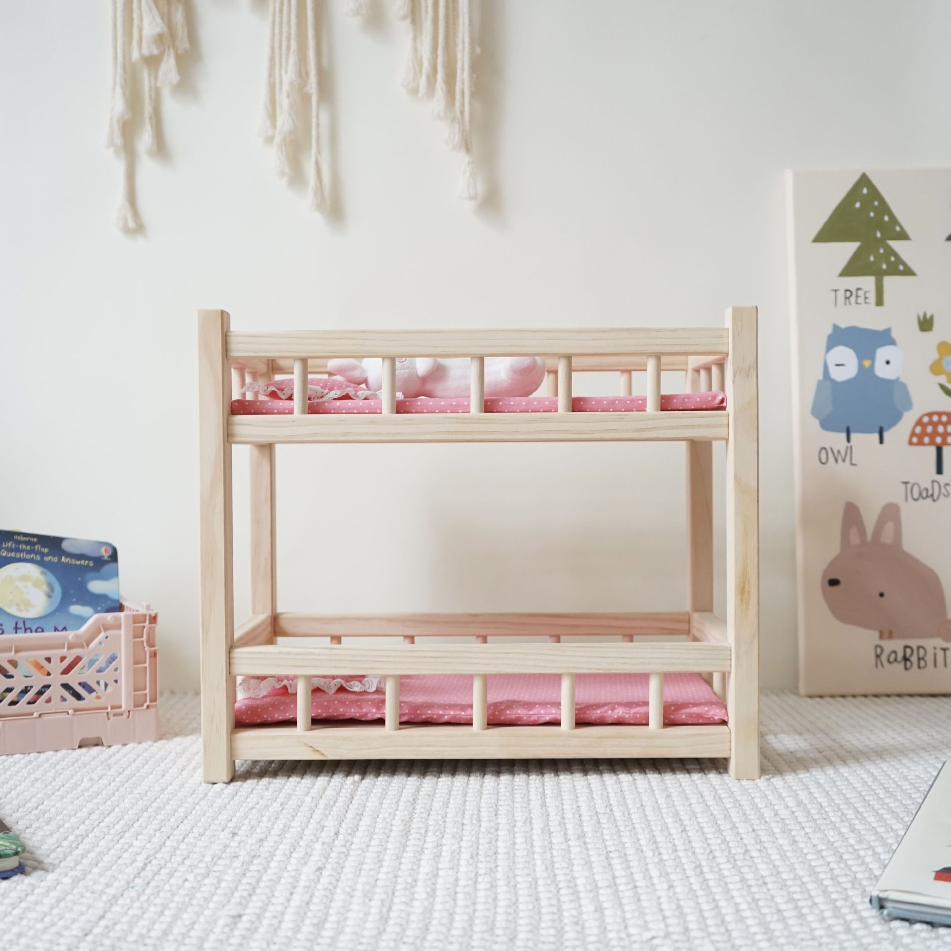 儿童新款3岁4岁家具娃娃床公主床角色扮演木制婴儿摇摇床玩具套装