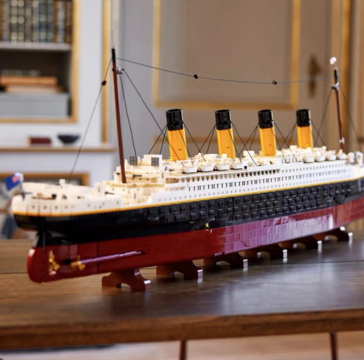 积木泰坦尼克号巨大型游轮船男女高难度拼装玩具模型10294