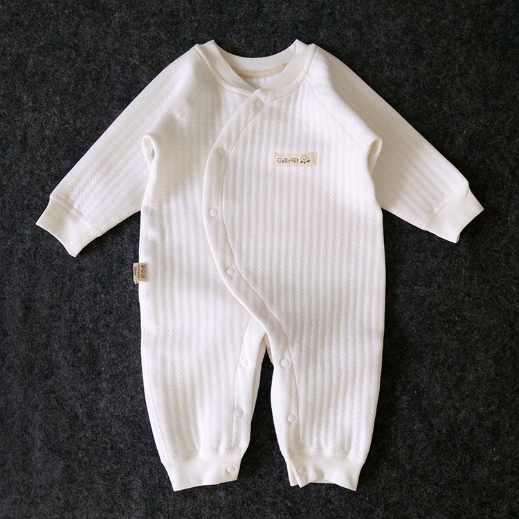 日本进口婴儿衣服纯棉无骨哈衣秋冬保暖连体衣0-3个月6宝宝爬爬服