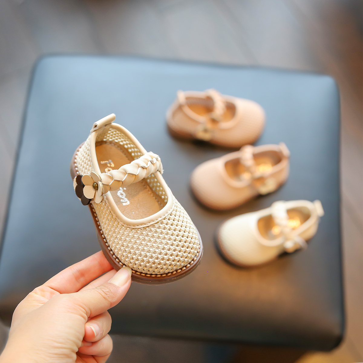 女宝宝鞋子夏季镂空透气网鞋一岁小童公主鞋软底婴儿学步鞋女童鞋