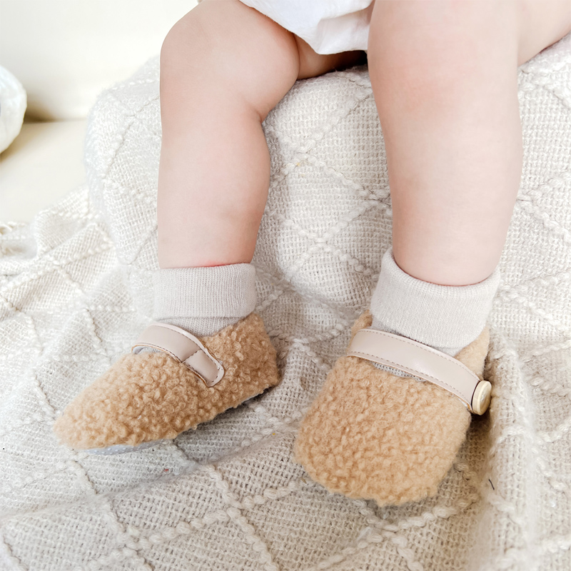 婴儿鞋男女宝宝冬季加绒保暖鞋袜新生儿鞋套防掉鞋3-6-7-9-12个月