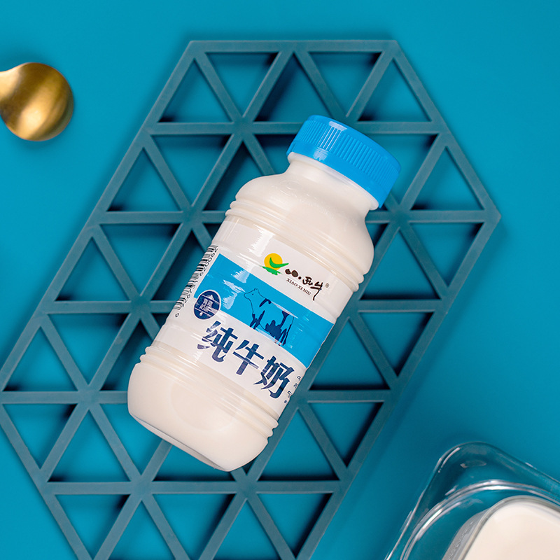 青藏高原小西牛纯牛奶243mlx12瓶装整箱儿童孕妇学生营养早餐奶