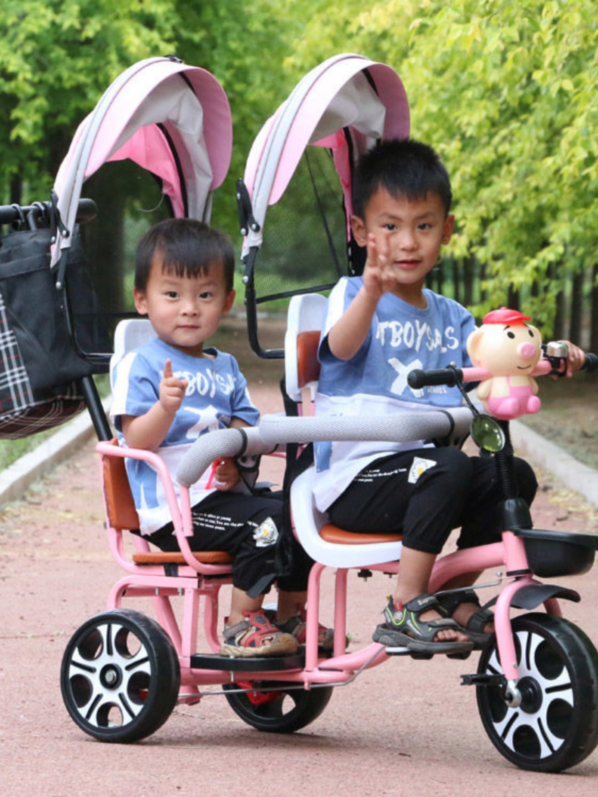 进口双人儿童三轮车脚踏手推车可座可骑双坐双胞胎大号婴儿1到6岁