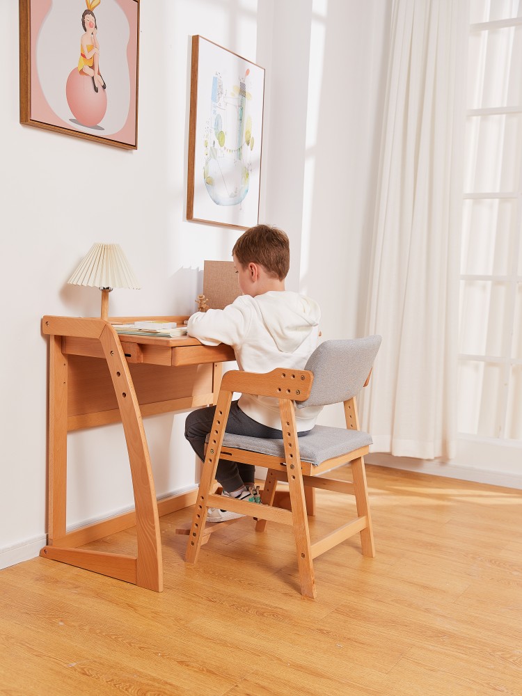 新品实木儿童学习椅可升降写字椅餐椅小学生椅子坐姿矫正椅座椅靠