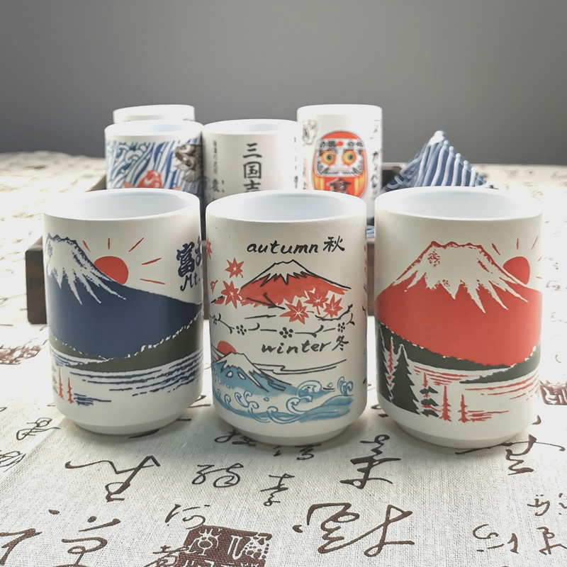 日本进口陶瓷水杯日式寿司杯富士山日料店喝茶杯釉下彩复古酒杯