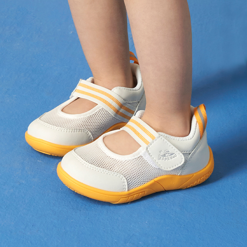 kidsing幼儿园室内鞋包头夏季男童女宝宝小白鞋透气运动鞋儿童鞋