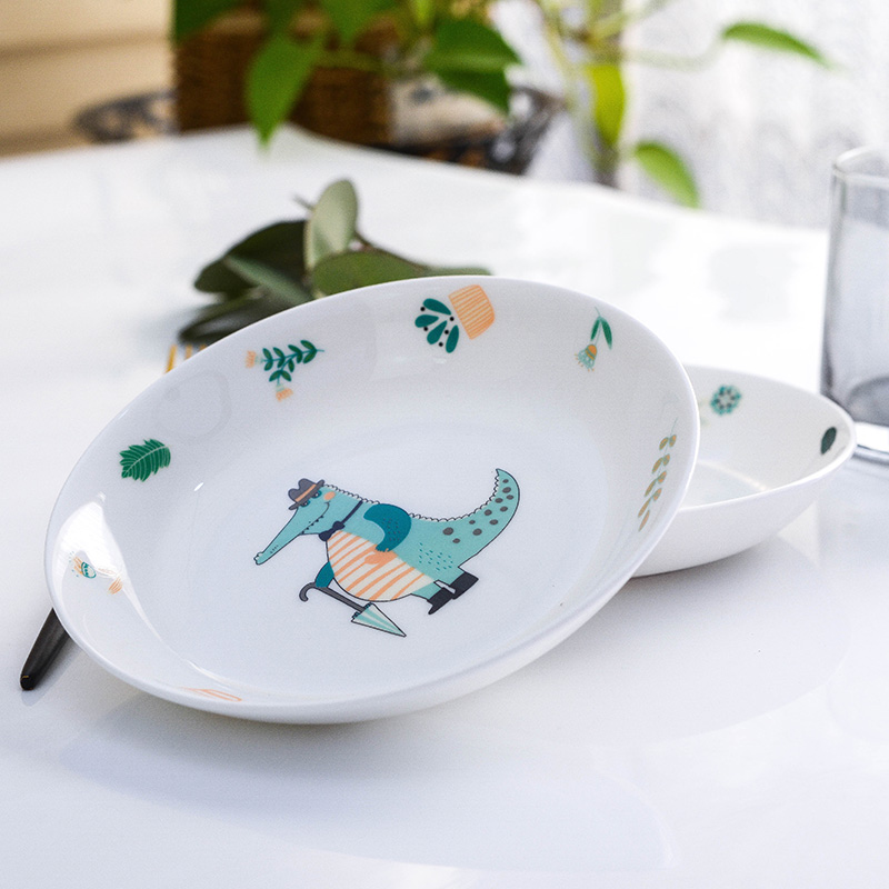 卡通小号餐盘儿童用动物图案深盘子骨瓷餐具盘家用个性可爱早餐盘