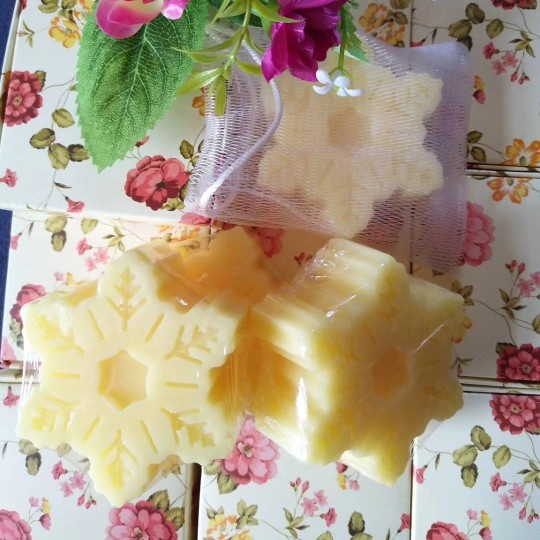 蜂阿哥蜂蜜手工皂 可食用材料 孕妇儿童可用 美白保湿 洁面卸妆