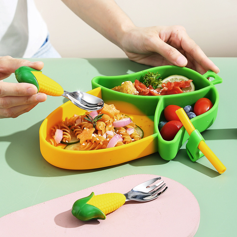 新款儿童吸盘式玉米硅胶餐盘 一体式分格婴儿辅食餐具套装食品级