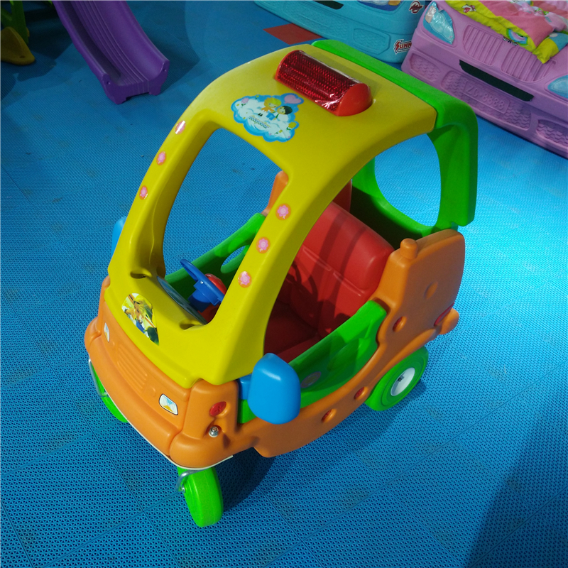 儿童游戏塑料玩具淘气堡幼儿园公主车小房车咪咪车扭扭助力学步车