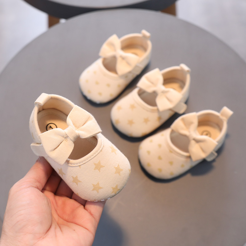 婴儿软底步前布鞋女宝宝公主鞋百天0-1周岁不掉春秋夏季6-12个月8