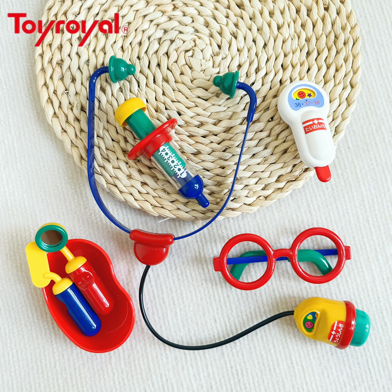 Toyroyal日本皇室儿童仿真医生玩具套装男孩女孩过家家医疗箱打针