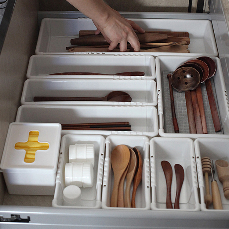 可伸缩抽屉收纳盒桌面分隔盒塑料厨房餐具整理盒分格分类储物盒子