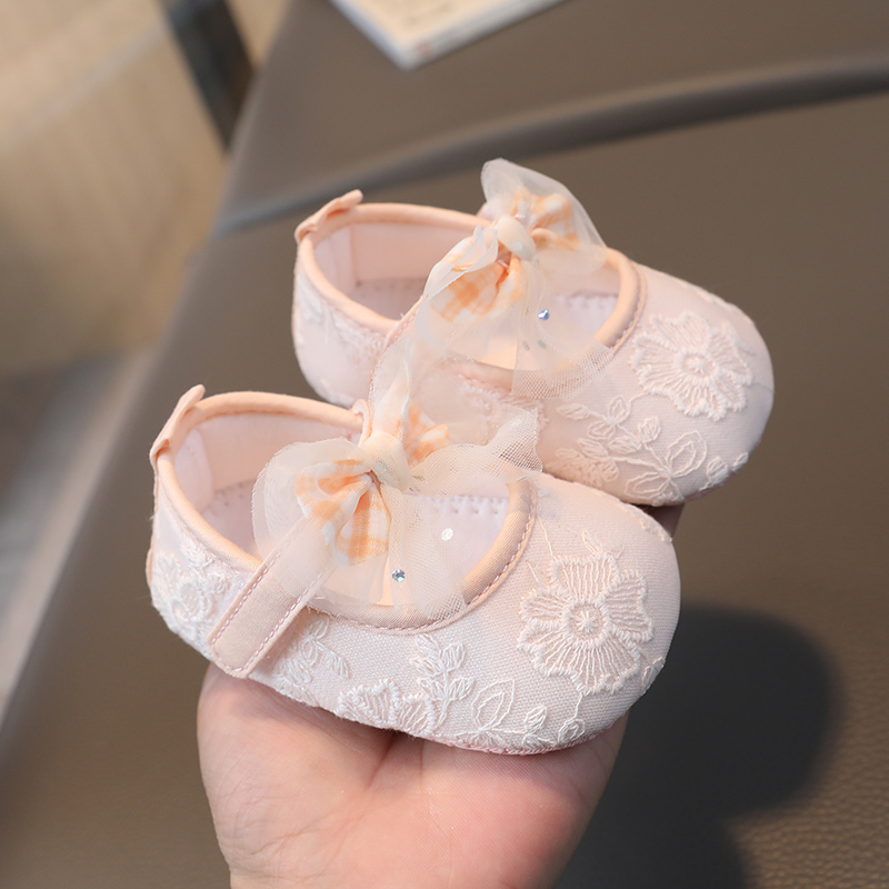 婴儿鞋女宝宝1周岁公主鞋春秋夏季软底布鞋步前鞋防掉6-8个月9-12