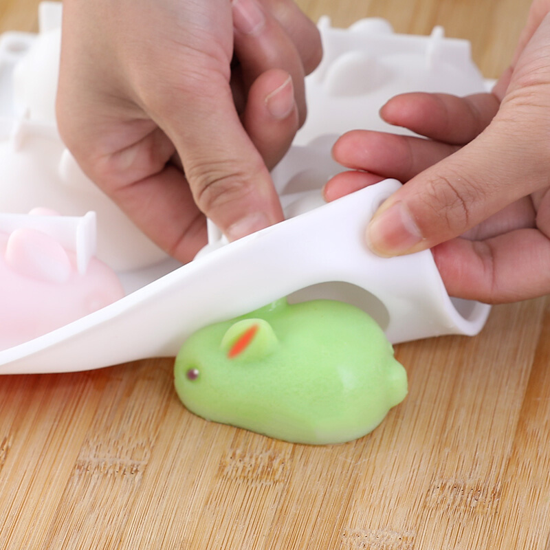 慕斯小兔子模具硅胶白凉粉果冻布丁制作器小白兔造型辅食蒸糕工具