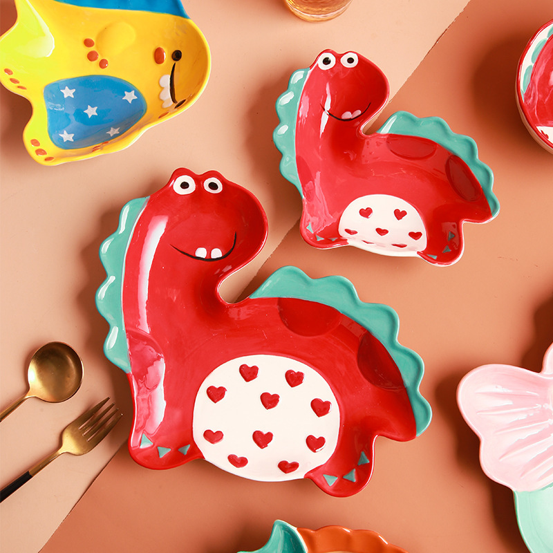 日式可爱儿童陶瓷餐具套装创意恐龙盘子宝宝饭碗沙拉碗小吃碟家用