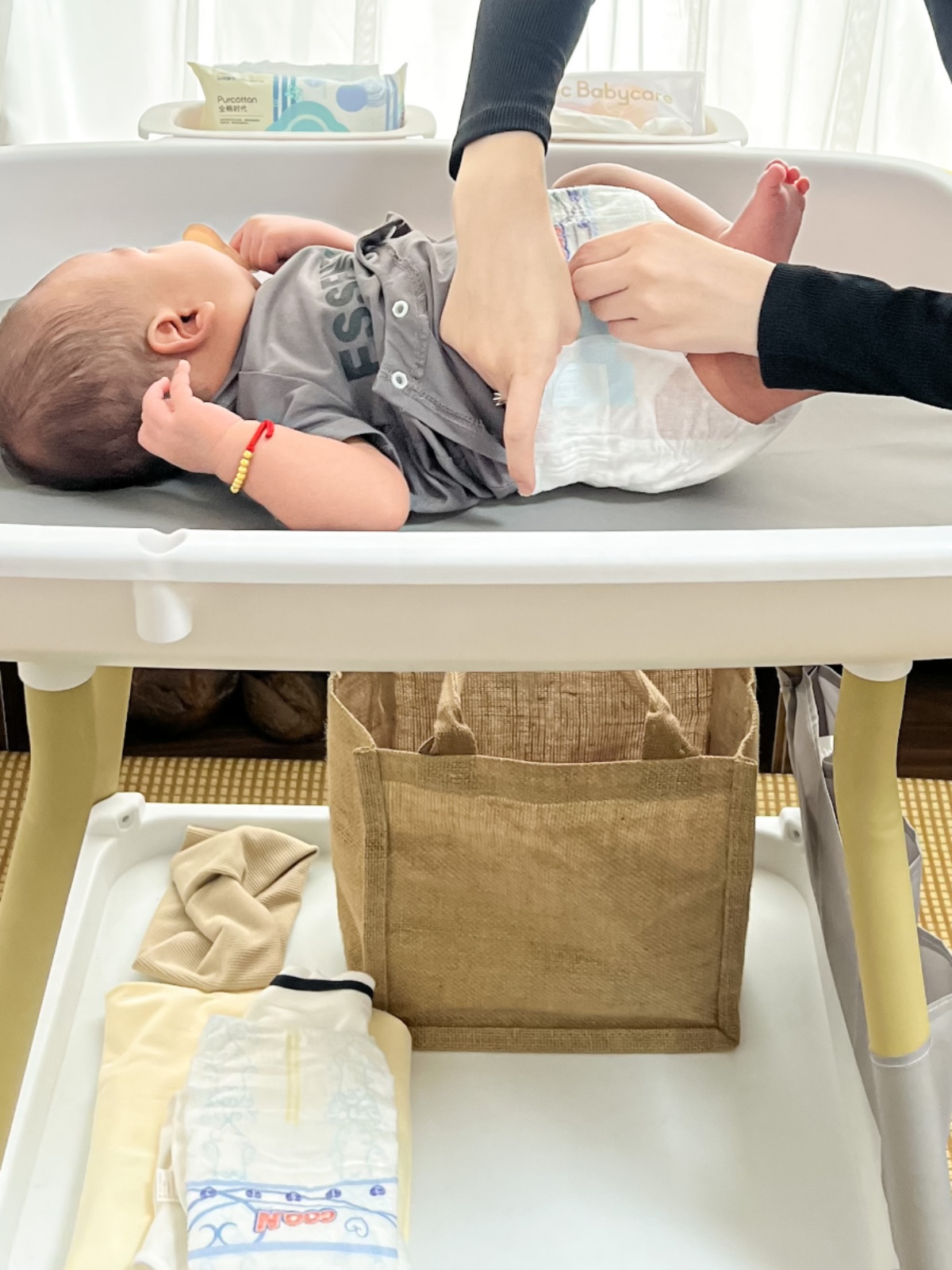 可优比官方旗舰店尿布台婴儿护理台可水洗新生儿可调节多功能宝宝