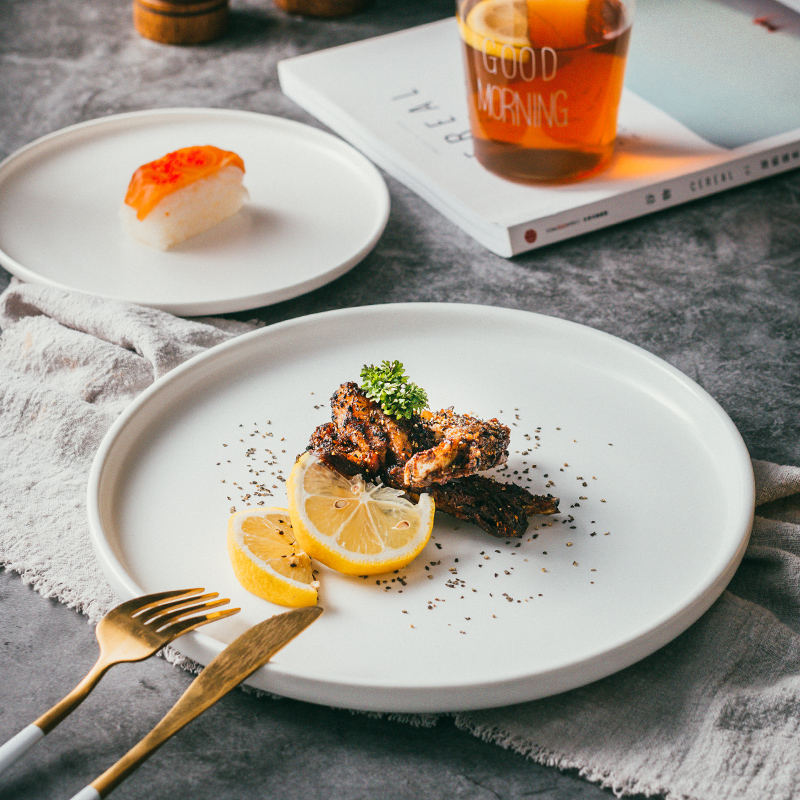 北欧陶瓷西餐盘牛排盘 创意网红西式早餐盘平盘 白色家用菜盘碟子