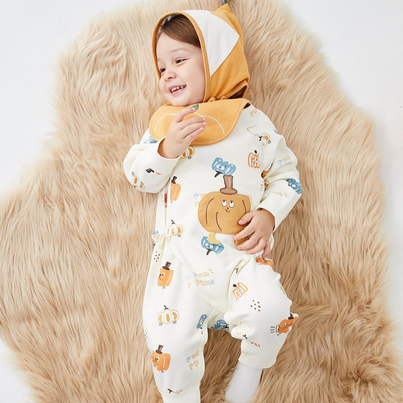 婴儿连体衣宝宝秋冬款保暖睡衣超洋气哈衣德绒爬爬服新生儿和尚服