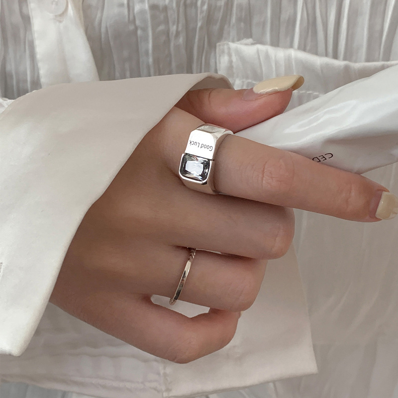 S925纯银个性字母戒指女复古时尚goodluck锆石开口可以调节食指戒